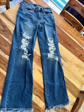 Judy Blue sz 5/6 dad Jean Distressed Dark Blue Flare Jeans like new